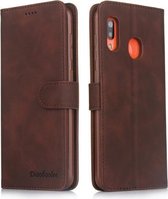 Voor Galaxy A20 / A30 Diaobaolee Pure Verse Textuur Horizontale Flip Leren Case, met Houder & Kaartsleuf & Portemonnee & Fotolijst (Bruin)