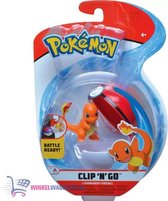 Pokemon Clip 'N Go - Charmander + Poké Ball - Speelgoed  + 3 Pokémon Stickers + Pokémon Balpen! | Speelgoed Speelfiguur Actiefiguur voor kinderen jongens meisjes | Pokemon Kaarten GO Poke Mon