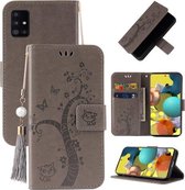 Voor Samsung Galaxy A31 Reliëf Lucky Tree Horizontale Flip Lederen Case met Houder & Kaartsleuf & Portemonnee & Lanyard (Grijs)