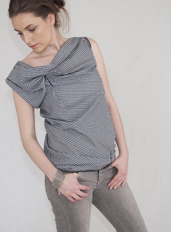 YELIZ YAKAR - Luxe dames  uitgaans shirt / top “Cammi” met kleine pof  detail op de schouder - blauw ruiten katoen - maat (S)36 -moulage techniek- designer kleding