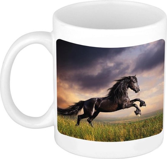 2x pi ces cheval noir frison dans une tasse caf de prairie