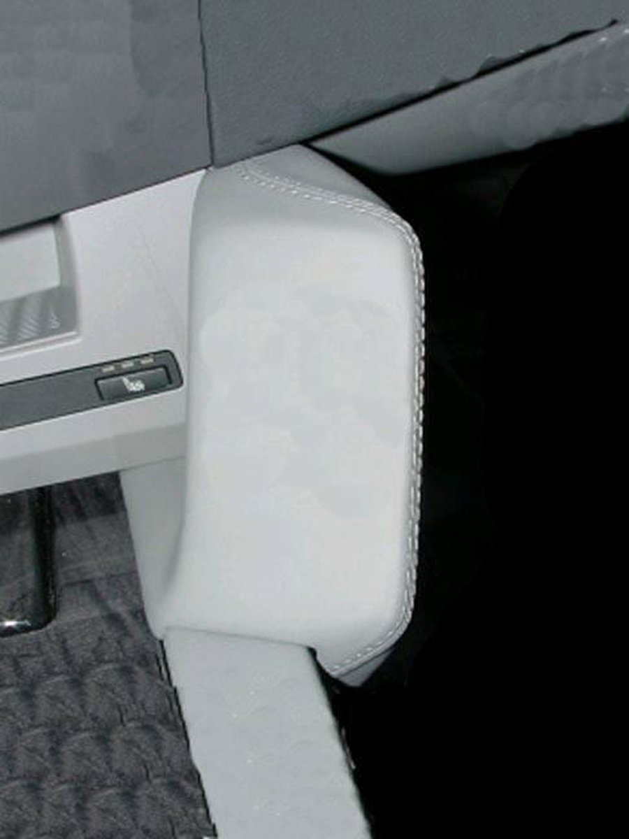 Kuda houder geschikt voor BMW 5-Serie (E60) 12/2001-03/2010 Kleur: Zwart