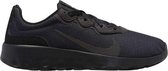 Nike Explore Strada Sneakers - Maat 37.5 - Vrouwen - zwart