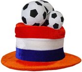 WK 2022 Oranje voetbalhoeden met ballen, heren en dames hoed.