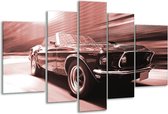 Glasschilderij Auto, Mustang - Bruin, Rood - 170x100cm 5Luik - Foto Op Glas - Geen Acrylglas Schilderij - 6000+ Glasschilderijen Collectie - Wanddecoratie