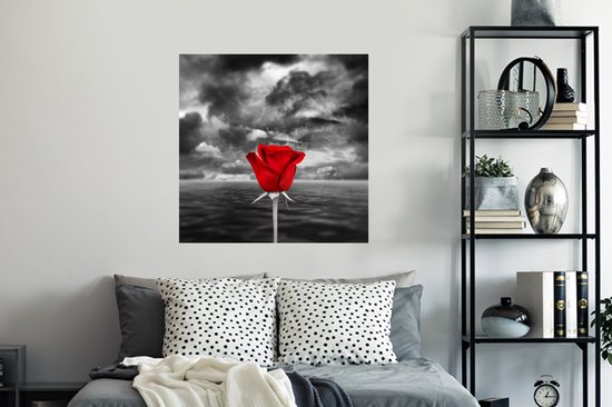 Sticker Muursticker Rouge noir blanc - Photo Zwart et blanc de rose rouge, contre mer et ciel nuageux - 120x90 cm - film adhésif autocollant - sticker mural repositionnable