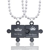 His Queen & Her King Puzzelstukken Ketting Set (Zwart) - Liefdes Cadeau - Romantisch Cadeau - Geschenkset Mannen Vrouwen - Cadeau voor Vrouw - Mannen Cadeautjes - Sinterklaas Cadea