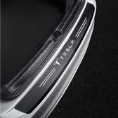 Achterbumper Beschermlijst - Plakstrip 90cm - voor Tesla Model S/3/X/Y - Zwart Carbon Fiber