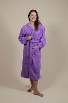 Peignoir à capuche Luxe (Lavande) - S/M - Unisexe - COZYLION - Peignoir violet confortable, peignoir avec poches spacieuses - Violet, Cassis - Pour la maison, le Sauna, le spa, le Wellness -être ou le hammam
