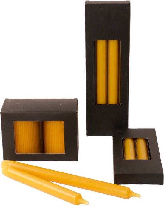 WinQ!-Set Kaarsen met 3 stuks verschillende verpakkingen kaarsen in de kleur Oker geel - Stompkaars 7x10 cm - dinerkaars 20 cm - dinerkaars 29 cm