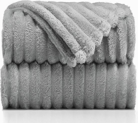 VAIVE Fleece deken 150 x 200 cm - Superzacht - Plaid voor Bank, Bed of Woonkamer Decoratie - Dekens - Plaids - Dekentje - Geribbeld – Grijs