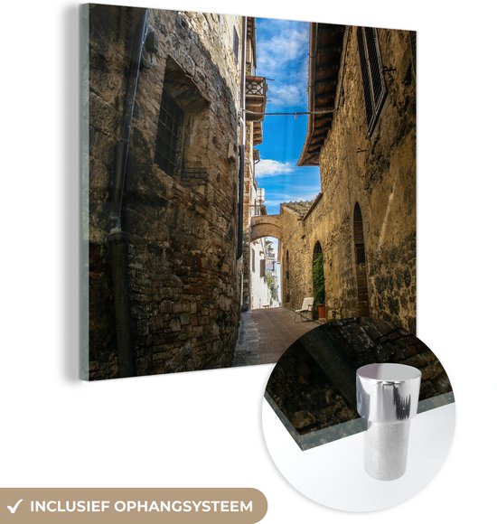 MuchoWow® Glasschilderij 50x50 cm - Schilderij acrylglas - De oude binnenstad van San Gimignano in Italië - Foto op glas - Schilderijen