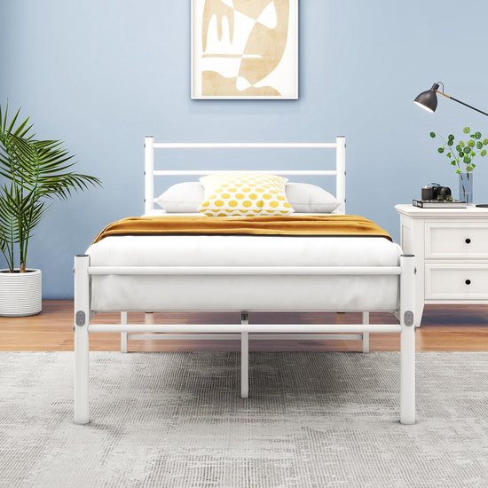 Lit en Métal avec sommier à lattes, cadre de lit avec tête de lit, lit simple, cadre de lit d'appoint, cadre de lit simple, 90 x 200 cm , White