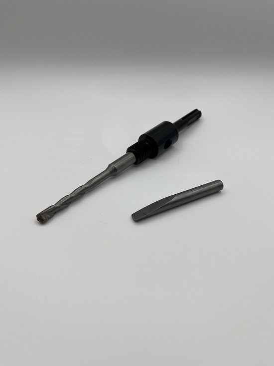 Boor met SDS-Plus M16 adapter en een apart punt.