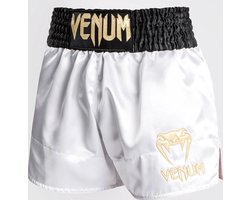 foto van Venum Classic Muay Thai Shorts Wit Zwart Goud