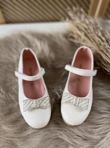 meisjesschoenen-luxe feestschoenen-leren ballerina-klittenbandsluiting-sierstrik-parels-strass steentjes-stipjes-kleur crème-bruidsmeisjes-bruiloft-feest-verjaardag-fotoshoot- maat 24