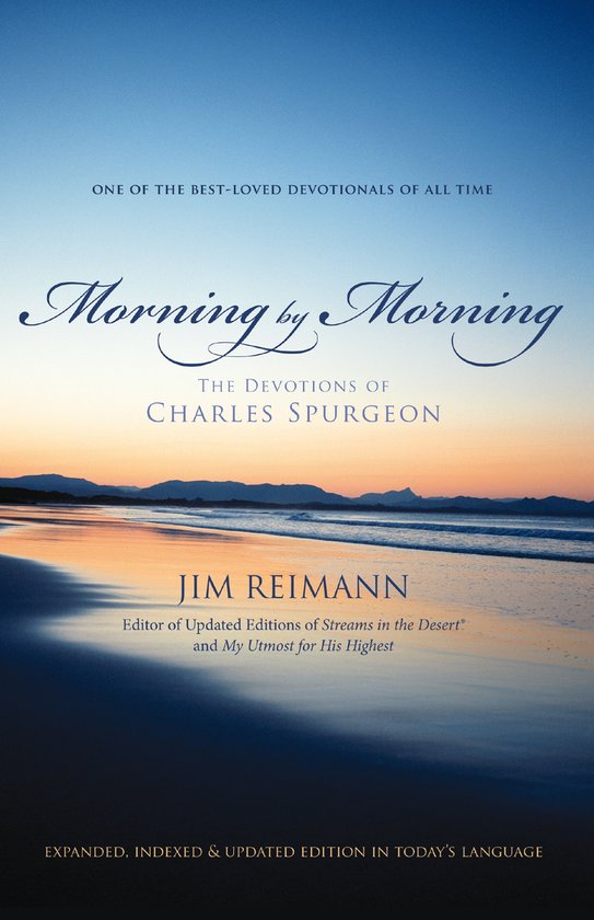 Boek "Morning by Morning" met een afbeelding van een zonsopgang boven de oceaan en tekst "ONE OF THE BEST-LOVED DEVOTIONALS OF ALL TIME".
