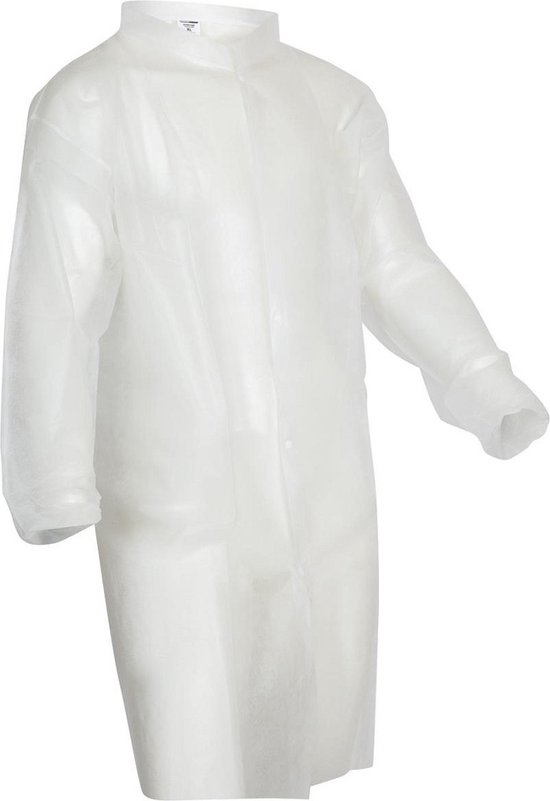 Witte bezoekersjas, getoond op een paspop, met lange mouwen en staande kraag.