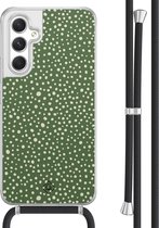 Casimoda® hoesje met koord - Geschikt voor Samsung A54 - Green Dots - Afneembaar koord - TPU/acryl - Groen