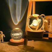 3D Planeet Kristallen Bol Lamp - tafellamp - USB oplaadbaar - ø6 x H8 cm - lamp en - kinderlampen - kindertafellampen - babykamer - woonkamer - verlichting
