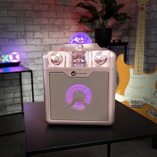 N-GEAR Disco Star 710 Silver - Draadloze Karaoke Bluetooth Speaker Sterrenprojector 2 Microfoons N-GEAR Disco Star 710 Silver - Draadloze Karaoke Bluetooth Speaker Sterrenprojector 2 Microfoons