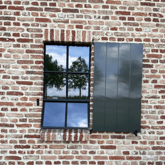 Draai kiep raam 90x90 | Direct leverbaar | Meneer Kozijn - Meneer Kozijn B.V Draai kiep raam 90x90 | Direct leverbaar | Meneer Kozijn - Meneer Kozijn B.V