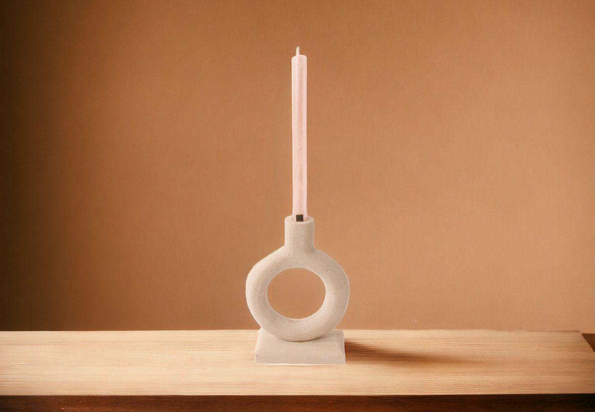Winq! - Kaarsenhouder van Zandsteen - maat is 12,5x21cm - geschikt voor standaard dinerkaarsen