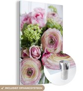 MuchoWow® Glasschilderij 60x90 cm - Schilderij acrylglas - Boeket met ranonkel bloemen - Foto op glas - Schilderijen