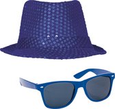 Toppers - Carnaval verkleed set compleet - hoedje en zonnebril - blauw - heren/dames - glimmend - verkleedkleding