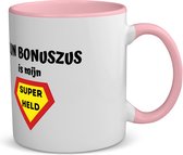 Akyol - mijn bonuszus is mijn superheld koffiemok - theemok - roze - Zus - super bonuszus - verjaardag - cadeautje voor zus - zus artikelen - kado - geschenk - 350 ML inhoud