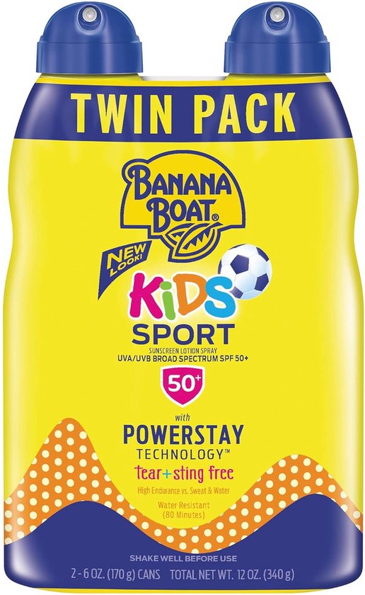 Gele fles met "TWIN PACK" en "KIDS SPORT" zonnebrandspray, SPF 50, met een voetbal.