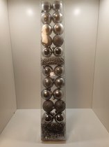 Complete set kerstballen - slinger - kralenketting - onbreekbaar - 20 ballen