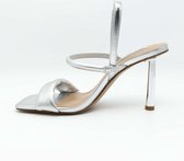 Steve Madden Uitstekende Zilveren Sandaal - Streetwear - Vrouwen