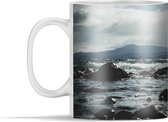 Mok - Het Nationaal park Nahuel Huapi in de mist in Zuid Amerika - 350 ml - Beker