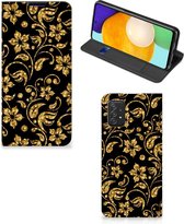 Bookcase Cadeau voor Oma Geschikt voor Samsung Galaxy A03s Telefoonhoesje Gouden Bloemen