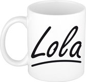 Lola naam cadeau mok / beker sierlijke letters - Cadeau collega/ moederdag/ verjaardag of persoonlijke voornaam mok werknemers