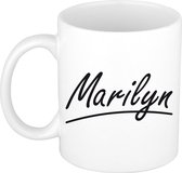 Marilyn naam cadeau mok / beker sierlijke letters - Cadeau collega/ moederdag/ verjaardag of persoonlijke voornaam mok werknemers