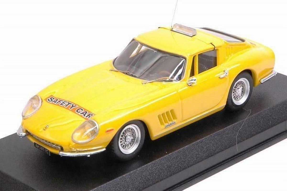 The 1:43 Diecast Modelcar of the Ferrari 275 GTB/4 Safety Car Goodwood Revival of 2013. The manufacturer of the scalemodel is Best Model. This model is only available online