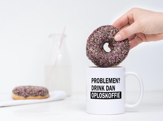 Mok met tekst: Problemen? Drink dan oploskoffie | Grappige mok | Grappige Cadeaus