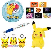 Pokémon Ballon + Pikachu Pluche Knuffel 20 cm + Pikachu Sleutelhanger + Pokémon Pen + 5 Pokémon Stickers!  | Speelgoed voor jongens meisjes kinderen | Pokemon GO Sword & Shield