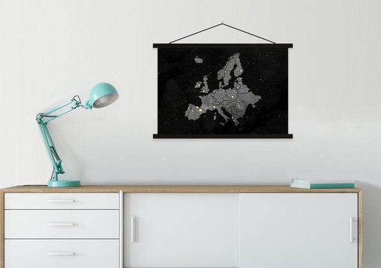 Porte-affiche avec affiche - Affiche scolaire - Carte - Europe - Peinture - 90x60 cm - Lattes noires