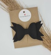 Haarstrik Fayenne - strik van 8 cm - suede zwart - haaraccessoires - baby meisjes kids - haarspeldjes - haarclip