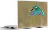 Laptop sticker - 13.3 inch - IJsvogel - Vliegen - Veren - 31x22,5cm - Laptopstickers - Laptop skin - Cover