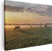 Artaza Canvas Schilderij Koeien In De Wei Tijdens Zonsopkomst  - 80x60 - Foto Op Canvas - Canvas Print