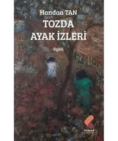 Tozda Ayak İzleri