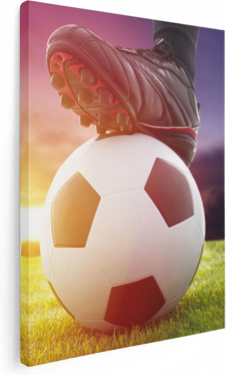 Artaza Canvas Schilderij Klassieke Voetbal Aftrap Met Zonsondergang - 30x40 - Klein - Foto Op Canvas - Canvas Print