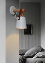Nordic wandlamp | wit metaal | 13x17x22 cm