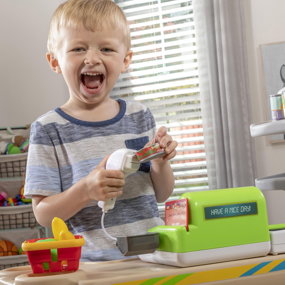 Step2 Stop & Go Marchande Enfant avec accessoires