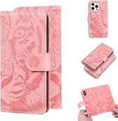 Tiger Embossing Pattern Horizontal Flip Leather Case met houder & kaartsleuven & portemonnee voor iPhone 13 Pro Max (roze)