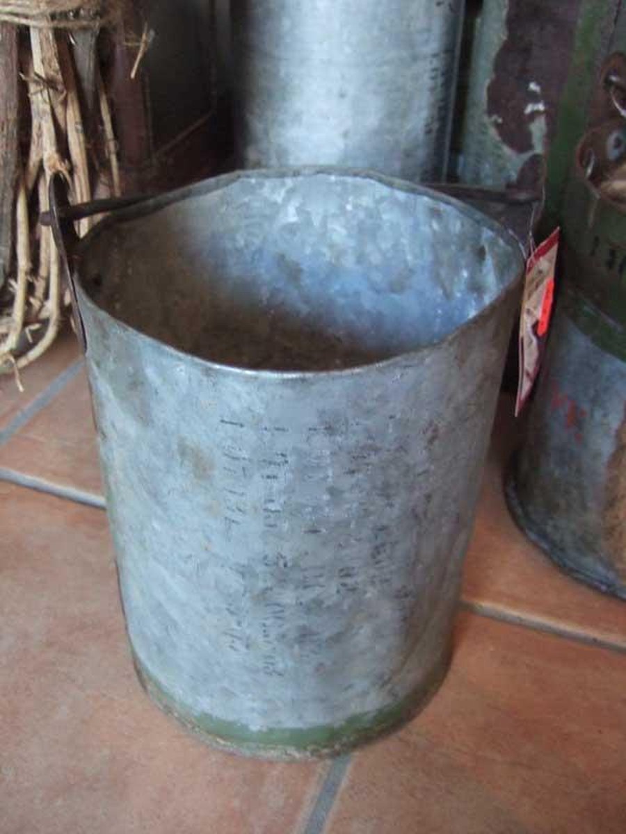 Oud ijzeren emmer - D19H28cm
